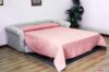 Lit double ouvert avec couette