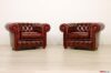 Fauteuils Chesterfield rouges avec boutonnières