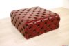 pouf capitonné vintage en cuir rouge bordeaux