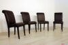 Chaises rembourrées avec de hauts pieds en bois
