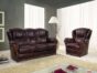 Salon classique en bois et cuir bordeaux