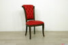 Chaise capitonnée en cuir rouge