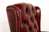 Dossier haut rembourré avec oreilles chaise de bureau