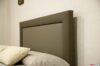 tête de lit capitonnée au design carré