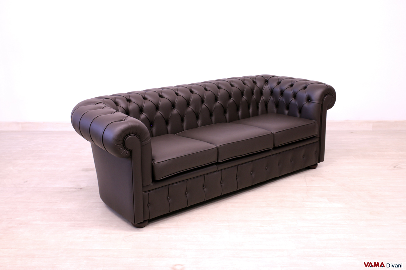 Canapé Chesterfield 3 places en cuir marron chocolat